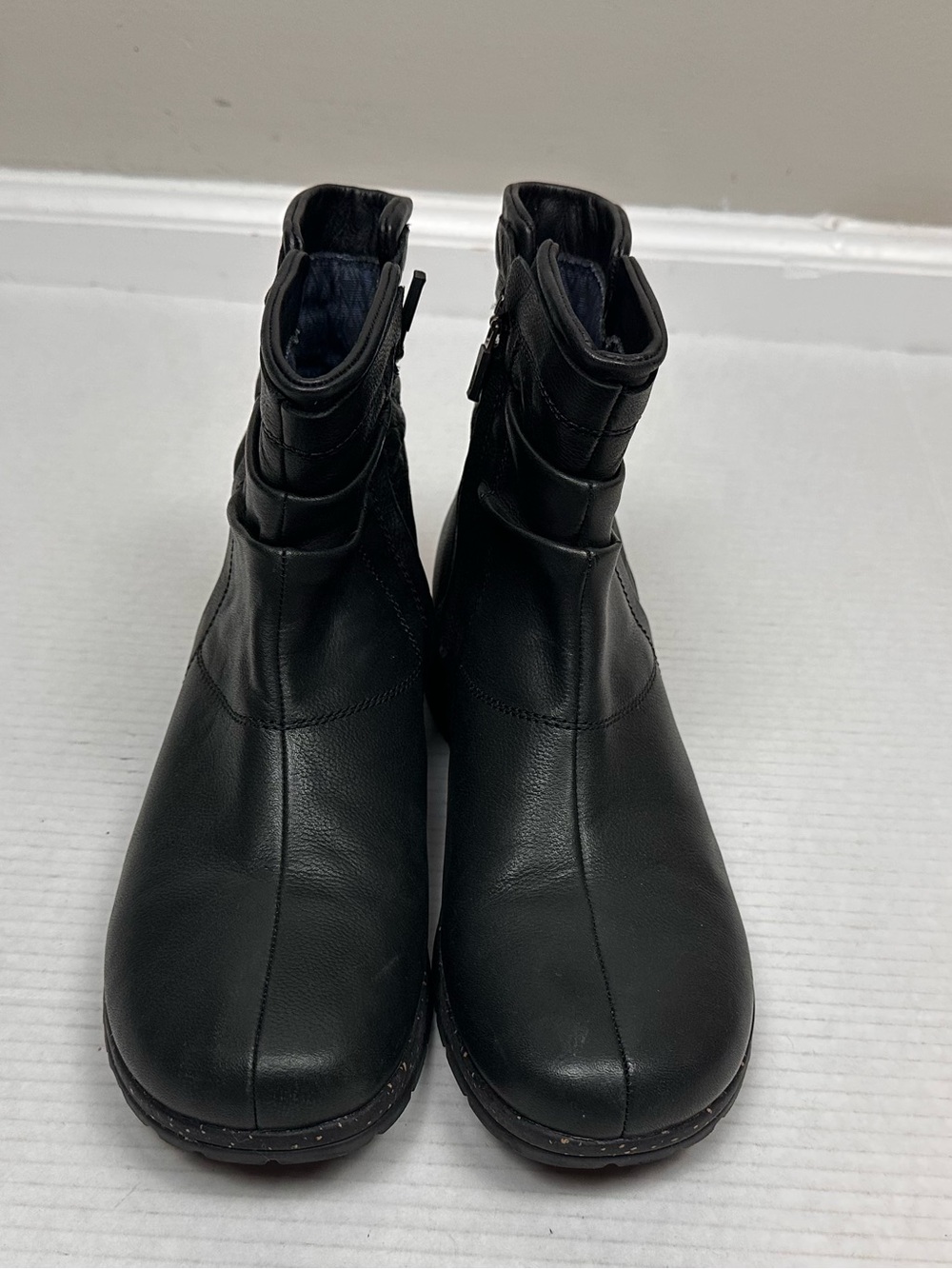 Teva Women's Capistrano Ankle Boot in Black Size US 8.5 - Picture 4 of 11